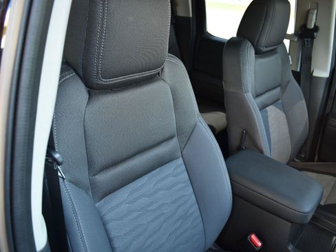 Used 2024 Nissan Frontier SV w/ SV Convenience Package RWD image 59