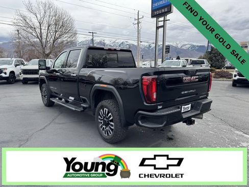Used 2022 GMC Sierra 3500 Denali w/ Denali Ultimate Package image 3