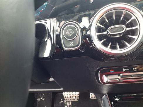 Used 2023 Mercedes-Benz GLA 250 4MATIC image 28