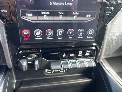 Used 2021 RAM 1500 Laramie w/ Sport Appearance Package AWD/4WD image 19