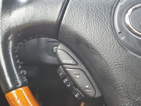 Used 2006 Lexus SC 430 Convertible w/ Preferred Accessory Pkg image 24