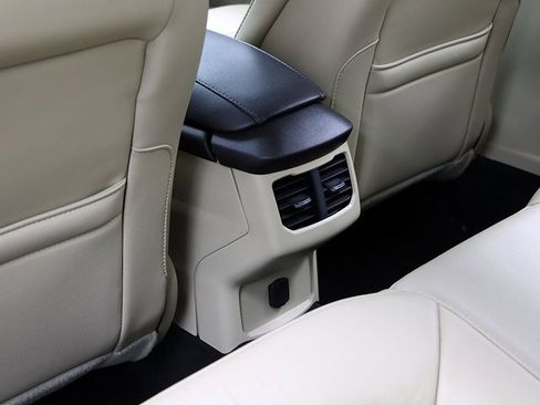 Used 2013 Ford Fusion SE image 13