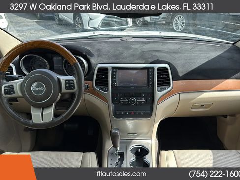 Used 2012 Jeep Grand Cherokee Overland w/ Mopar Chrome Edition Group image 36