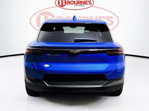 Used 2026 Chevrolet Equinox EV LT image 7