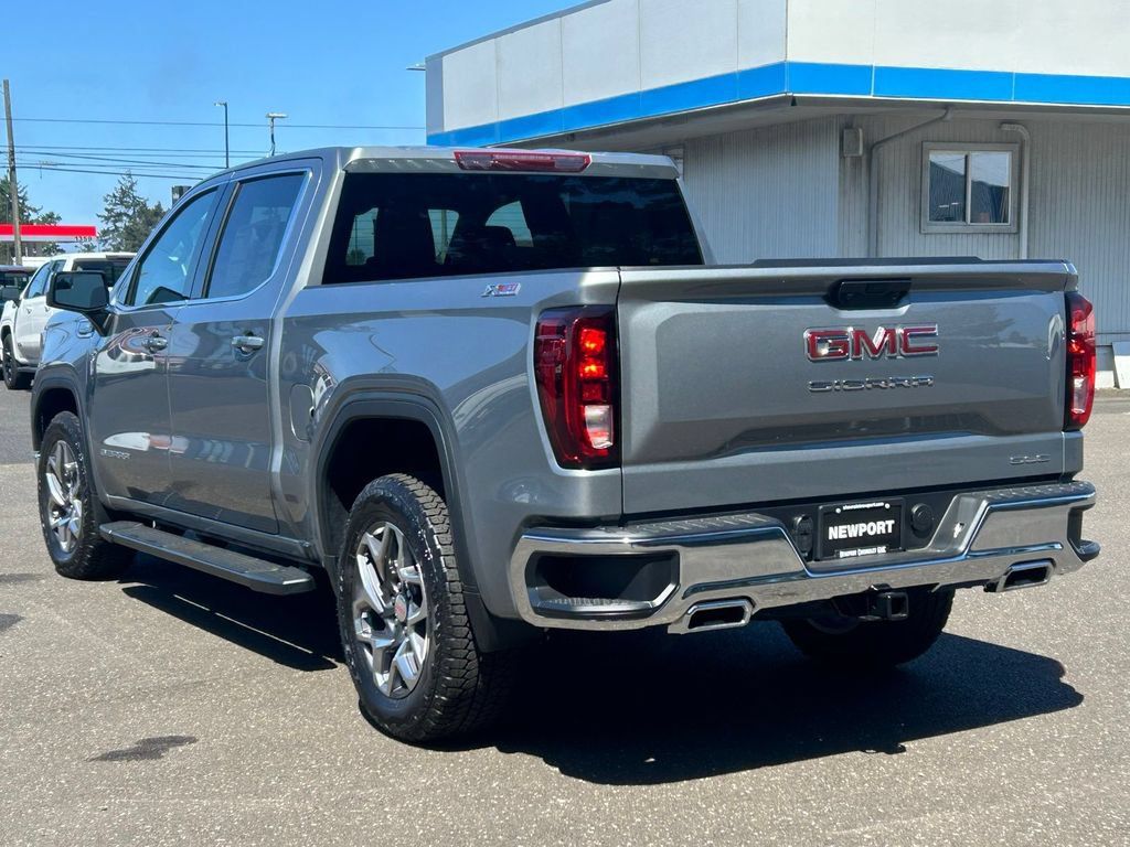 New 2026 GMC Sierra 1500 SLE w/ X31 Off-Road Package AWD/4WD image 7