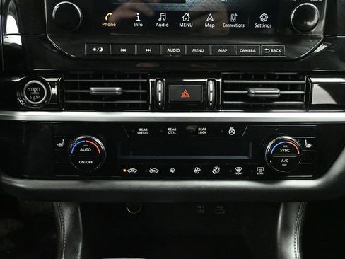 Used 2022 Nissan Pathfinder SL image 34