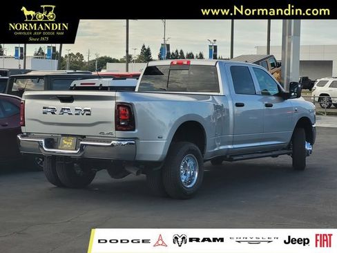 Used 2026 RAM 3500 Tradesman AWD/4WD image 3
