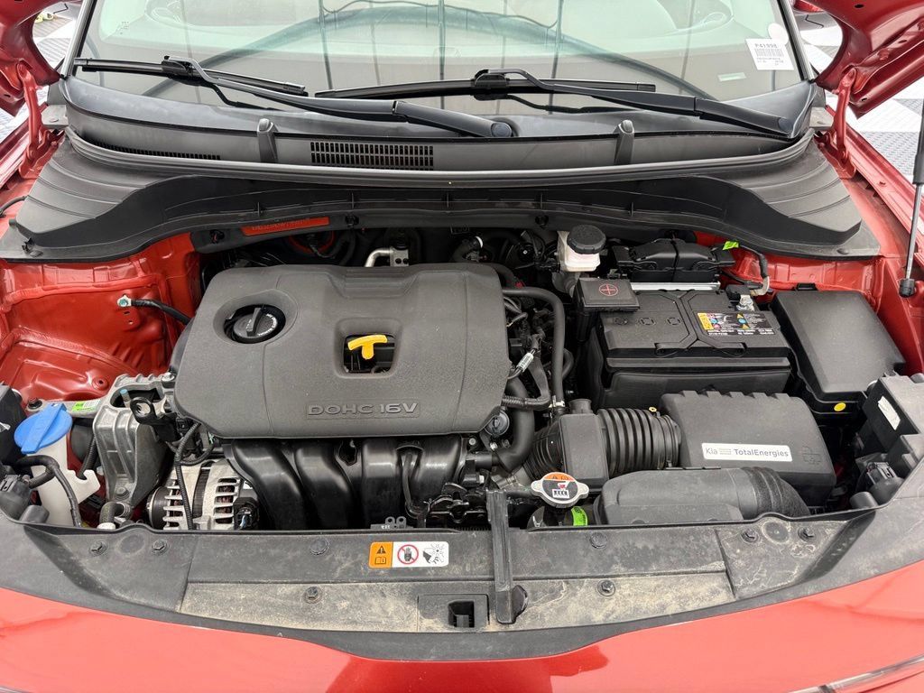 Used 2023 Kia Soul LX w/ LX Technology Package FWD image 8