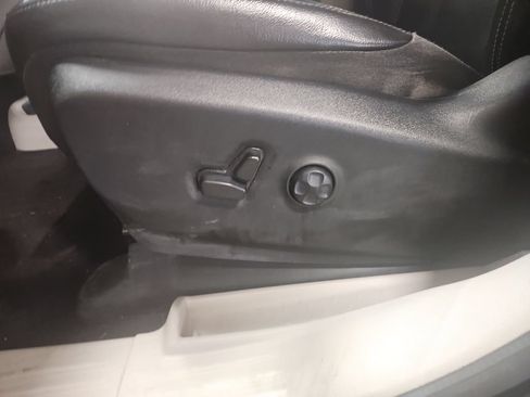 Used 2022 Chrysler Pacifica Touring-L FWD image 26