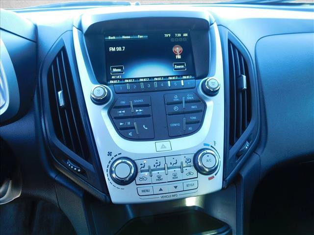 Used 2017 Chevrolet Equinox LS FWD image 14