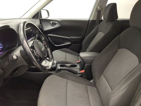 Used 2022 Kia Soul GT-Line FWD image 17