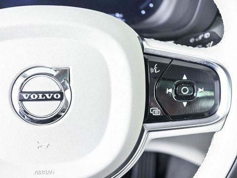 Certified 2024 Volvo XC60 T8 Plus w/ Protection Package Premier AWD/4WD image 12