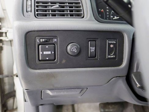 Used 2001 Toyota Camry V6 image 13