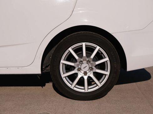 Used 2018 Chevrolet Sonic Premier w/ Driver Confidence Package image 14