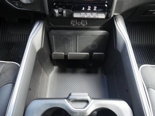 Used 2026 RAM 1500 Laramie w/ Laramie Southwest Edition RWD image 27