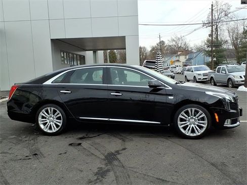 Used 2019 Cadillac XTS Luxury image 6
