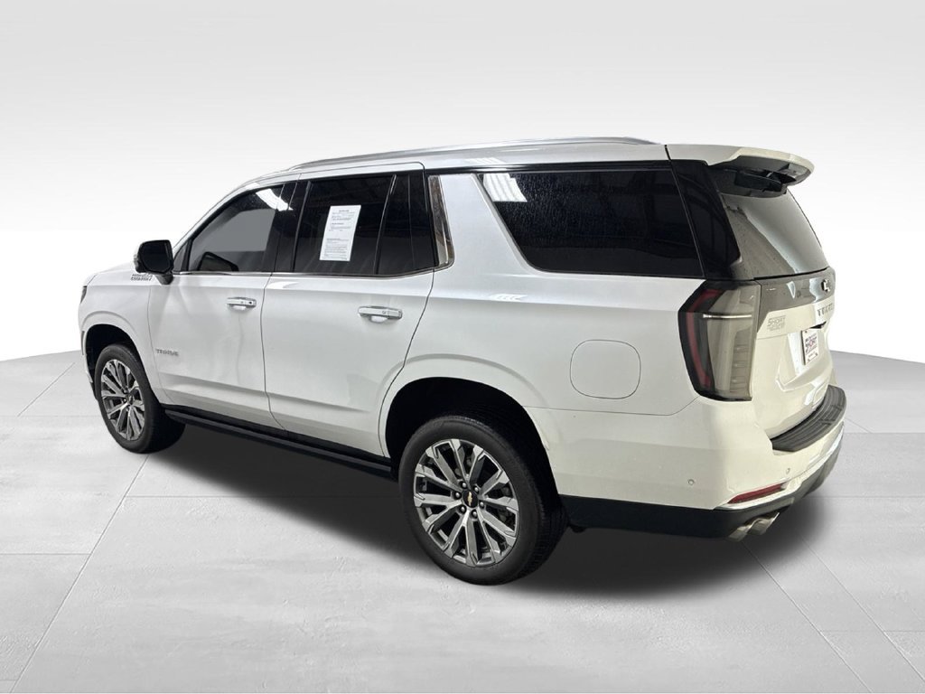 Used 2025 Chevrolet Tahoe High Country AWD/4WD image 7