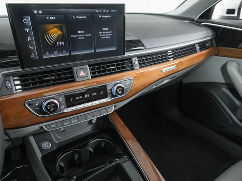 Used 2022 Audi A4 2.0T Premium w/ Convenience Package image 26