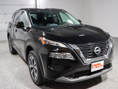 Used 2022 Nissan Rogue SV AWD/4WD image 5
