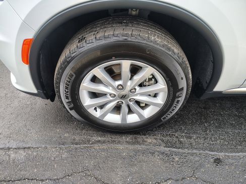 Certified 2024 Dodge Durango SXT image 5