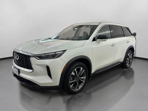 Used 2023 INFINITI QX60 Luxe w/ Performance Audio Package AWD/4WD image 4