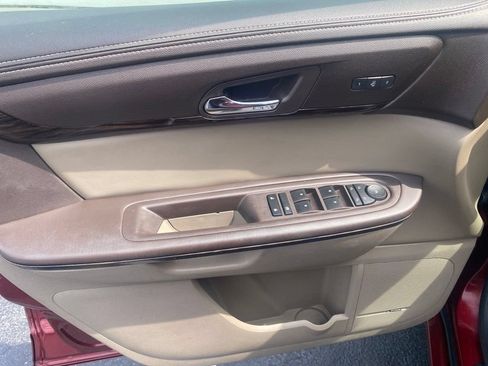 Used 2015 GMC Acadia Denali AWD/4WD image 6