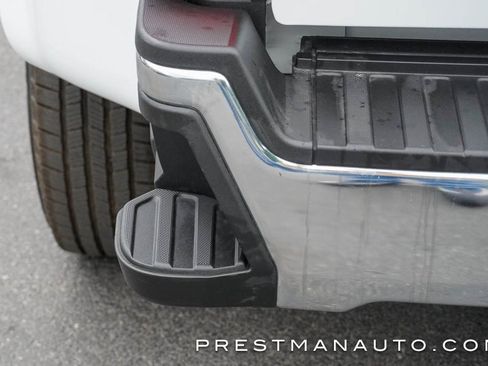 Used 2025 Ford F350 XL w/ XL Chrome Package image 18