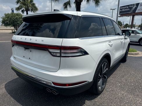 Used 2025 Lincoln Aviator Reserve RWD image 5