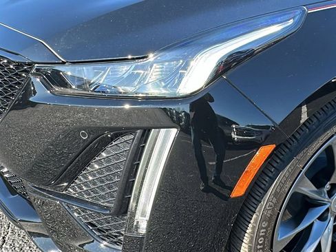 Certified 2022 Cadillac CT5 V w/ Premium Package image 10