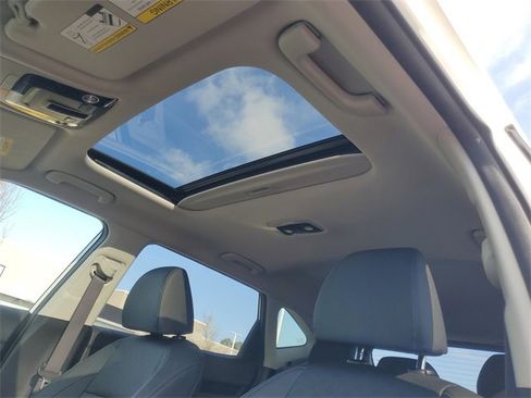 Certified 2022 Kia Seltos EX image 15