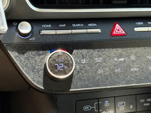 Certified 2025 Hyundai Sonata SEL FWD image 13