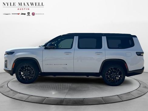 New 2026 Jeep Grand Wagoneer Summit AWD/4WD image 13
