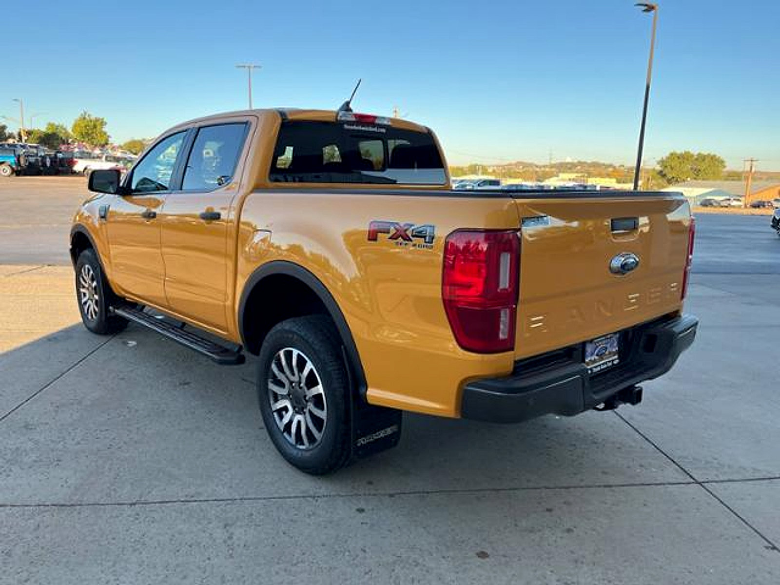 Used 2021 Ford Ranger XLT w/ Equipment Group 302A High AWD/4WD image 8