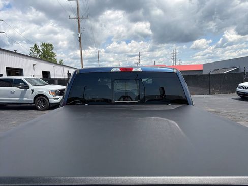 Used 2018 Ford F150 XLT w/ Equipment Group 302A Luxury AWD/4WD image 11