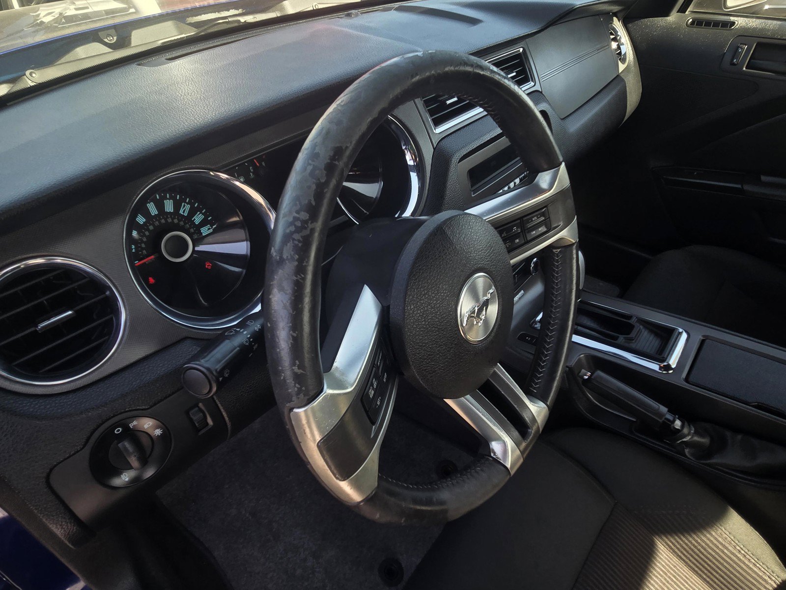 Used 2014 Ford Mustang Coupe w/ Equipment Group 102A RWD image 9