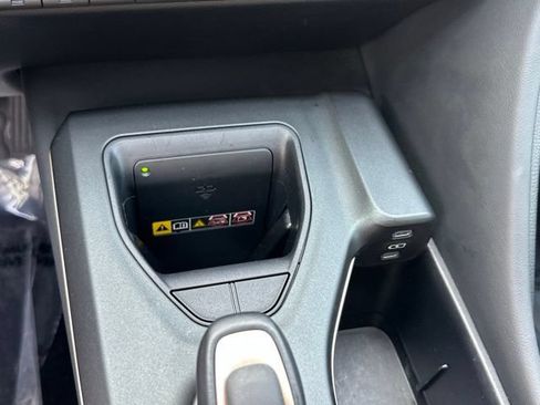 Used 2023 Toyota Crown AWD/4WD image 6