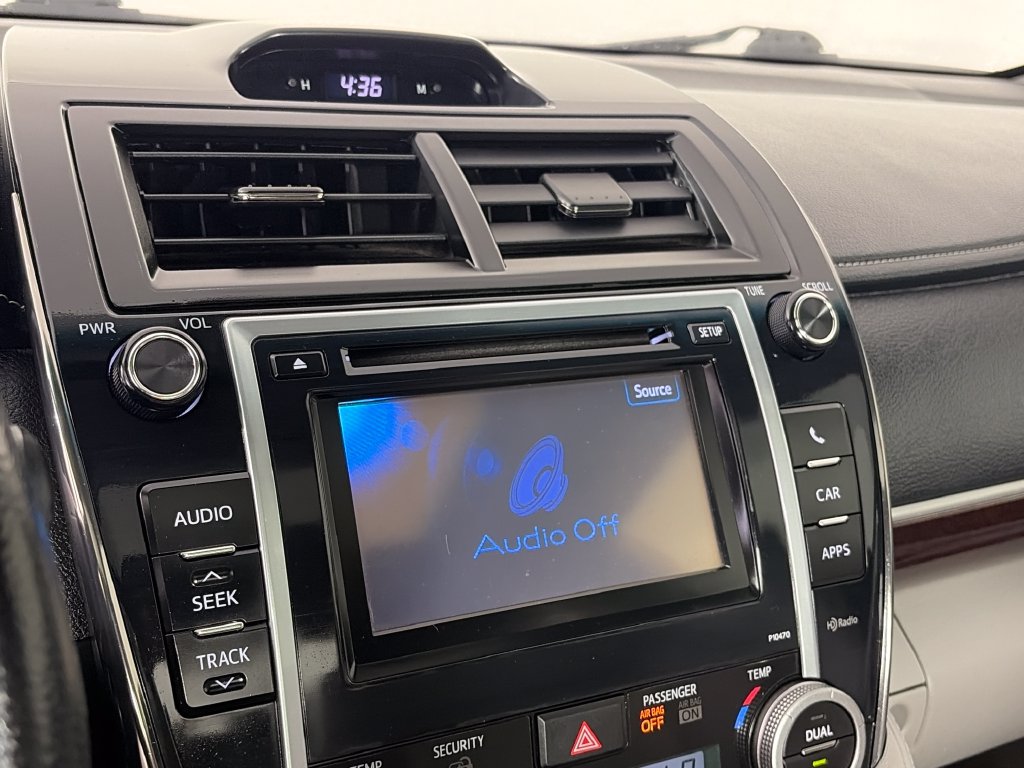 Used 2013 Toyota Camry XLE w/ Convenience Pkg FWD image 19