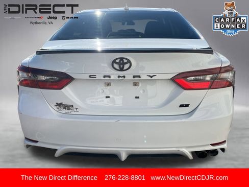 Used 2024 Toyota Camry SE image 6