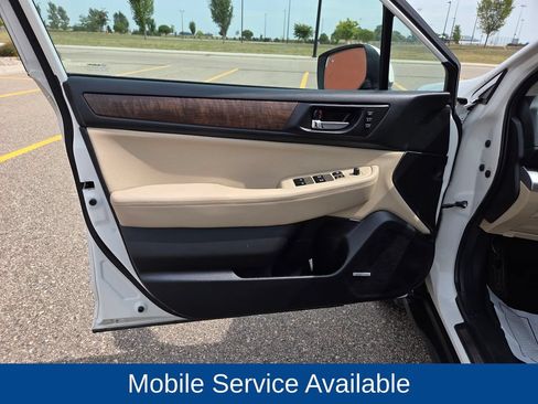 Used 2017 Subaru Outback 2.5i Limited AWD/4WD image 5