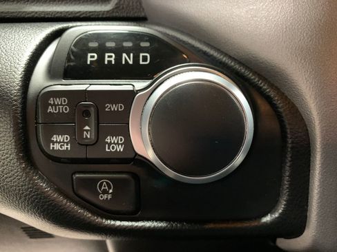 Used 2019 RAM 1500 Big Horn image 12