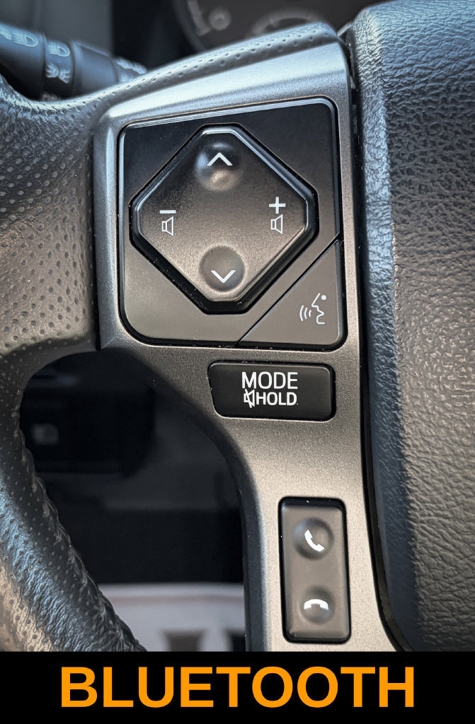 Used 2018 Toyota Tacoma TRD Off-Road AWD/4WD image 9
