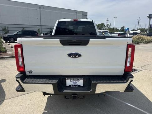 Used 2024 Ford F250 XLT image 5