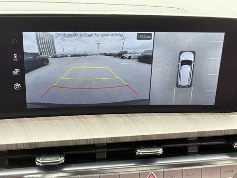 Used 2024 Kia Telluride SX FWD image 16