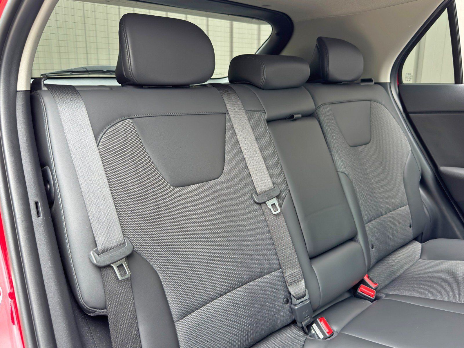 Used 2024 Kia Niro EX Touring FWD image 36