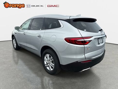 Used 2018 Buick Enclave Essence FWD image 5