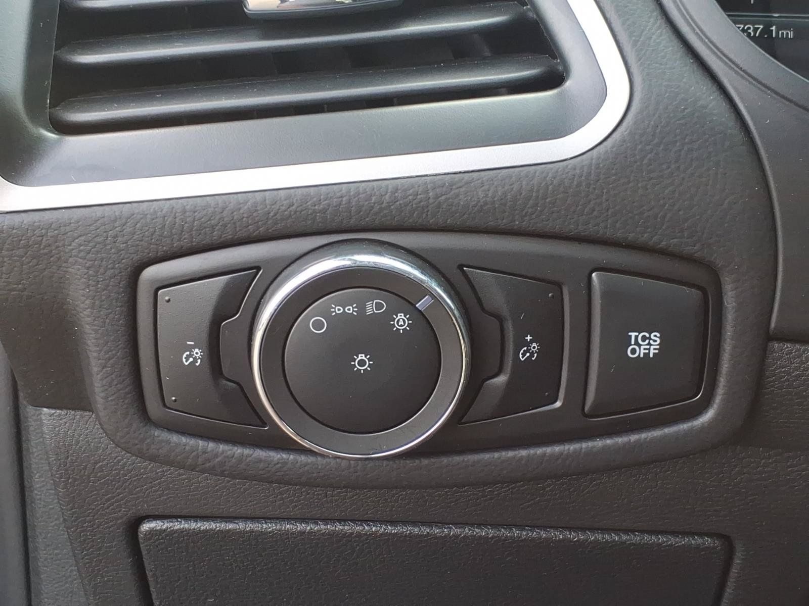 Used 2024 Ford Edge SEL AWD/4WD image 15