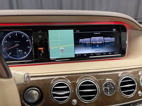 Used 2016 Mercedes-Benz S 550 4MATIC Sedan image 21
