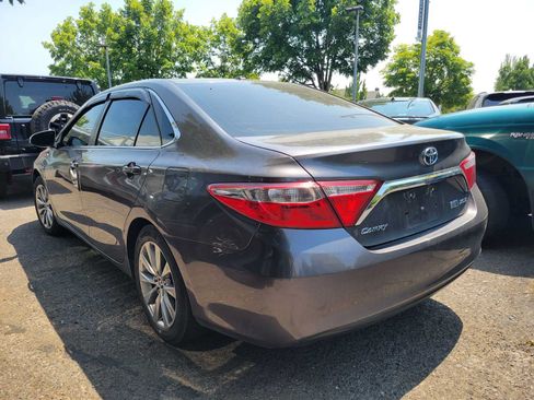Used 2016 Toyota Camry XLE FWD image 6