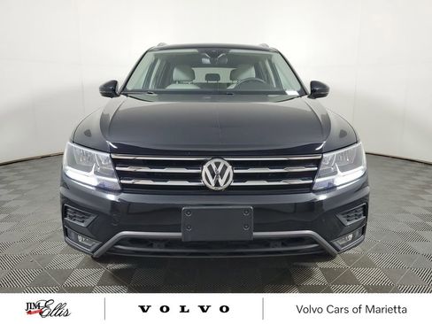 Used 2020 Volkswagen Tiguan SEL image 2
