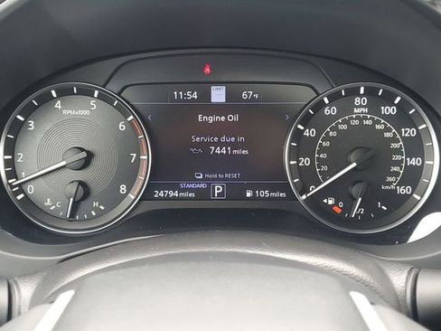 Used 2023 INFINITI QX50 Sensory image 27